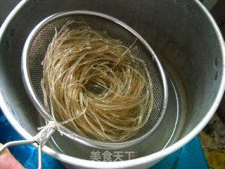 腊肉包菜炖薯粉的做法步骤:4