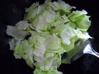 腊肉包菜炖薯粉的做法步骤:7