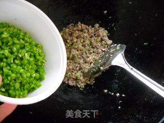 彩色牛肉馅蒸饺的做法步骤:6