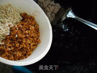 彩色牛肉馅蒸饺的做法步骤:7