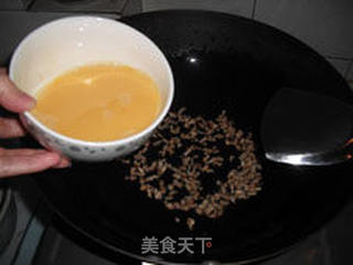 潮汕名菜“菜脯蛋”——菜脯煎蛋的做法步骤：7