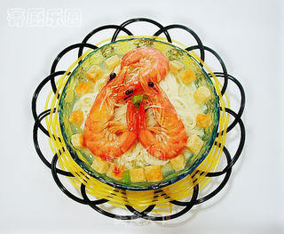营养虾香浓郁面——豆腐粒鲜虾汤面的做法步骤:17