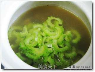 花菇苦瓜乌鸡汤的做法步骤:7