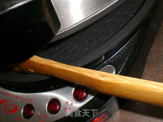 电饼铛版什锦海鲜披萨的做法步骤:8