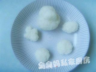 可爱饭团----泡汤熊的做法步骤:9