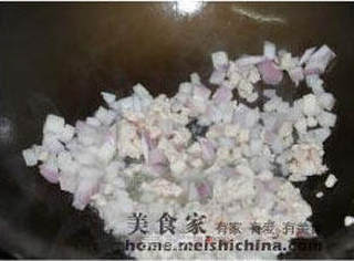 肉末茄汁意面的做法步骤:4