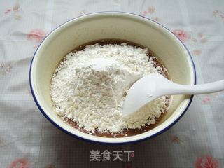 百花照福——蜜饯月饼的做法步骤：3