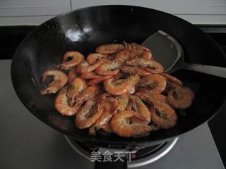 盐油爆海虾的做法步骤:8