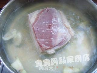 梅菜扣肉的做法步骤：3