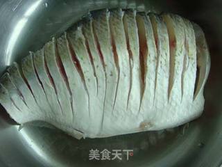孔雀开屏武昌鱼的做法步骤:4