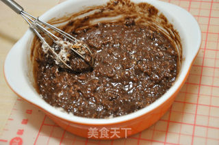 巨型巧克力面包圈--蛋糕模盛妆的新食感面包的做法步骤:6