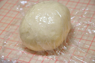 巨型巧克力面包圈--蛋糕模盛妆的新食感面包的做法步骤:16