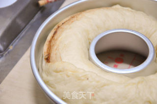 巨型巧克力面包圈--蛋糕模盛妆的新食感面包的做法步骤:22