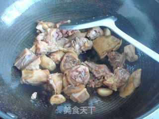 香菇滑鸡煲仔饭的做法步骤:7
