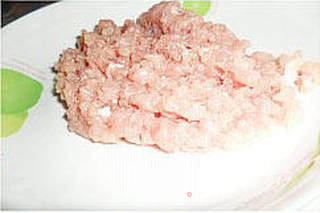 肉饼蒸蛋羹的做法步骤:2
