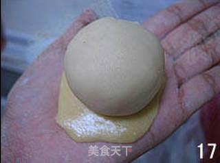 芸豆沙馅传统月饼的做法步骤:17