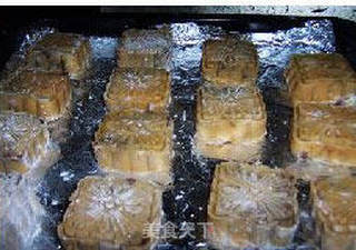 广式可可杏仁月饼的做法步骤:21