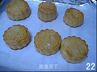 芸豆沙馅传统月饼的做法步骤:22