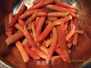 卷心海肠的做法步骤：1