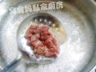 枸杞猪肝粥的做法步骤：4
