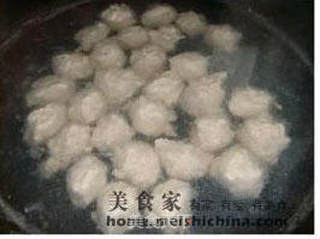 一碗鲜(附鱼丸制作方法的详解图)的做法步骤:12