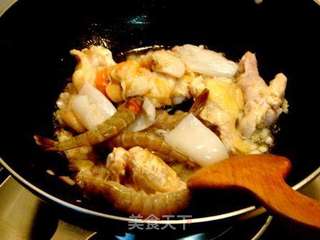 西班牙海鲜锅仔饭的做法步骤:6