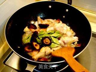 西班牙海鲜锅仔饭的做法步骤:8