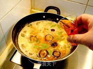 西班牙海鲜锅仔饭的做法步骤:17