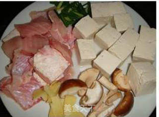 鱼肚档烧豆腐的做法步骤:2