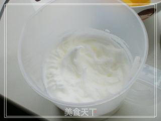 电饭锅版戚风椰蓉蛋糕(超详细)的做法步骤:5