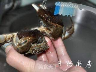 清蒸闸蟹的做法步骤：1