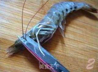 芝士虾球的做法步骤:2