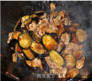 茄子炒肉片的做法步骤:8