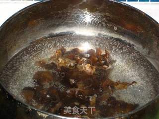 滑炒山珍的做法步骤:7