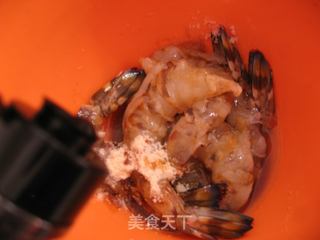 鲜薄荷脆皮虾的做法步骤:3