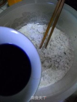 牛肉炒螺旋面的做法步骤:2