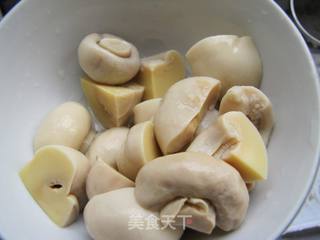 珍珠烩双菇的做法步骤:5