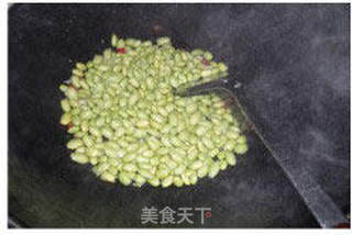 毛豆炒肉的做法步骤:6