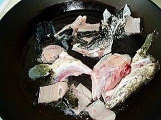 酸菜鱼的做法步骤:7
