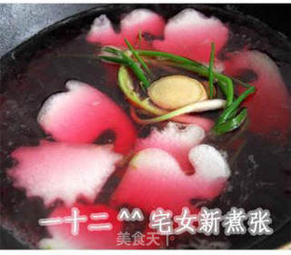 墨鱼大虾豆腐汤的做法步骤:8