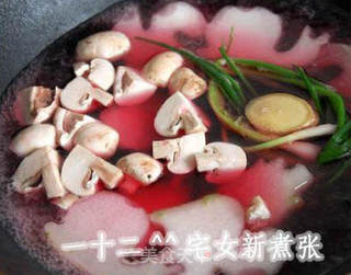 墨鱼大虾豆腐汤的做法步骤:9