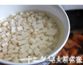 墨鱼大虾豆腐汤的做法步骤:12