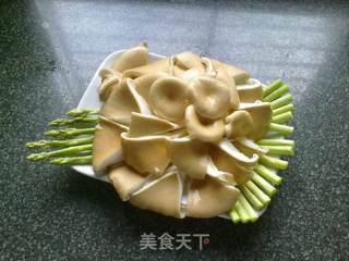 清蒸芦笋猪肚菇(洋葱香)的做法步骤:5