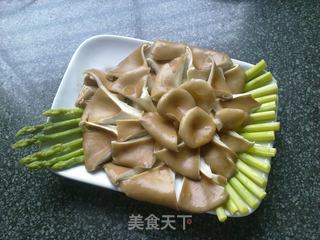 清蒸芦笋猪肚菇(洋葱香)的做法步骤:8