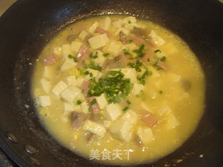咸蛋黄叉烧豆腐羹的做法步骤:12