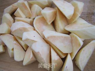 扁豆烧山芋的做法步骤:2
