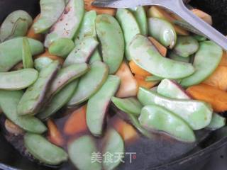 扁豆烧山芋的做法步骤:9