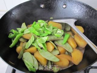 扁豆烧山芋的做法步骤:12