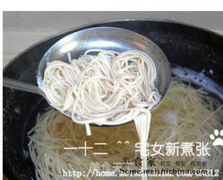 浓香土鸡汤面的做法步骤:10