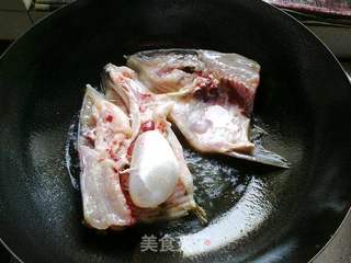 家常水煮鱼头的做法步骤:5